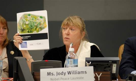 jody williams trying to stop killer robots jody williams trying to stop killer robots