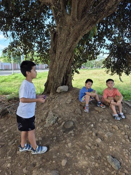 Little kids playing Little kids playing