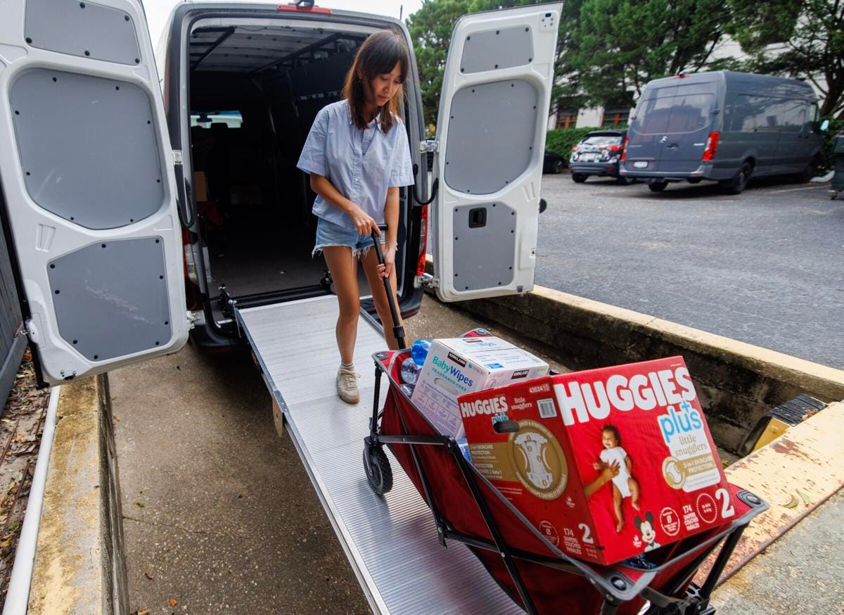 Charleston SC businesses support those impacted by Helene | Hurricane Wire | postandcourier.com Charleston SC businesses support those impacted by Helene | Hurricane Wire | postandcourier.com