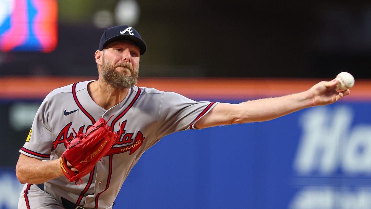 The Braves Split. Their Biggest Questions Didn't.