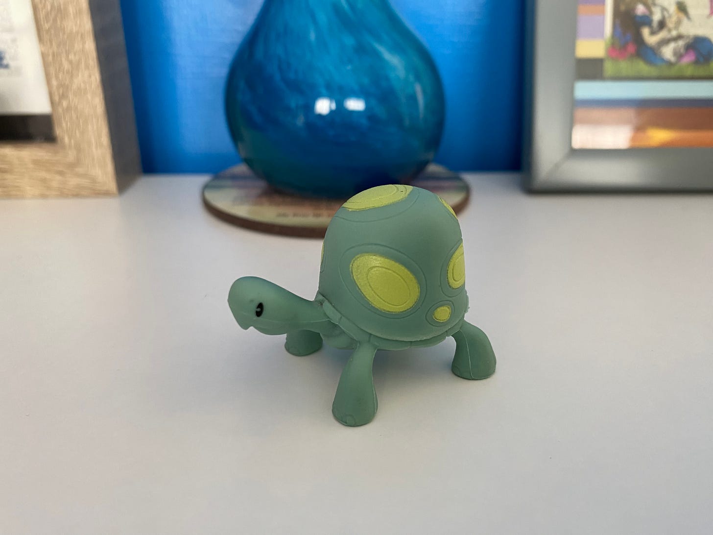 green toy turtle