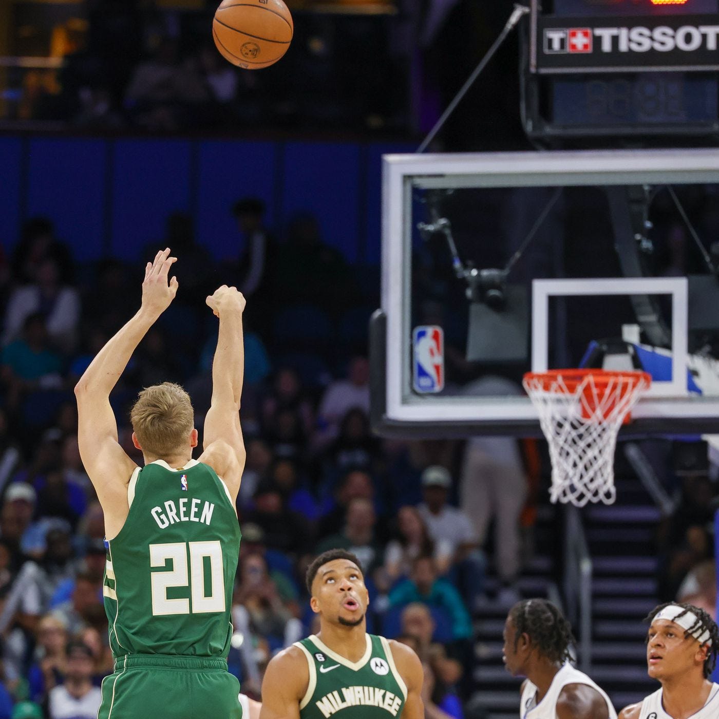 Report: Bucks Sign A.J. Green to Multi-Year Contract - Brew Hoop