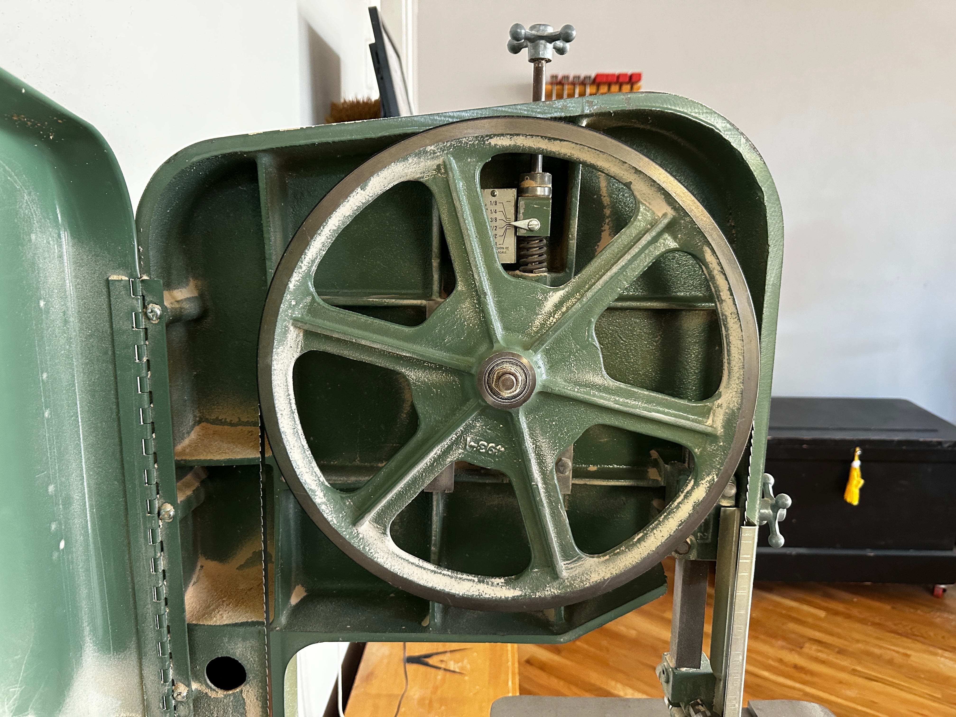 The Anarchist's Band Saw - by Christopher Schwarz