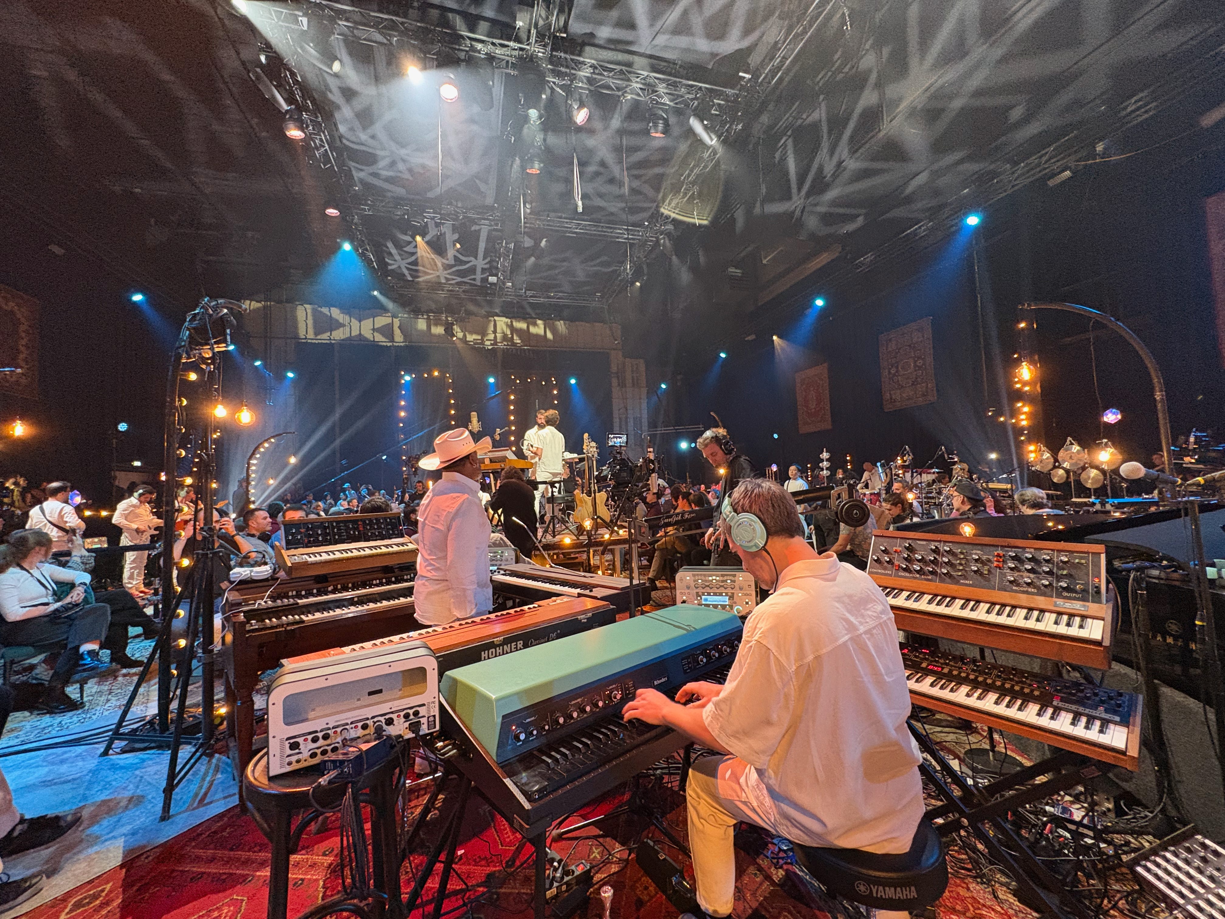 Album Review - Somni by Snarky Puppy & Metropole Orkest
