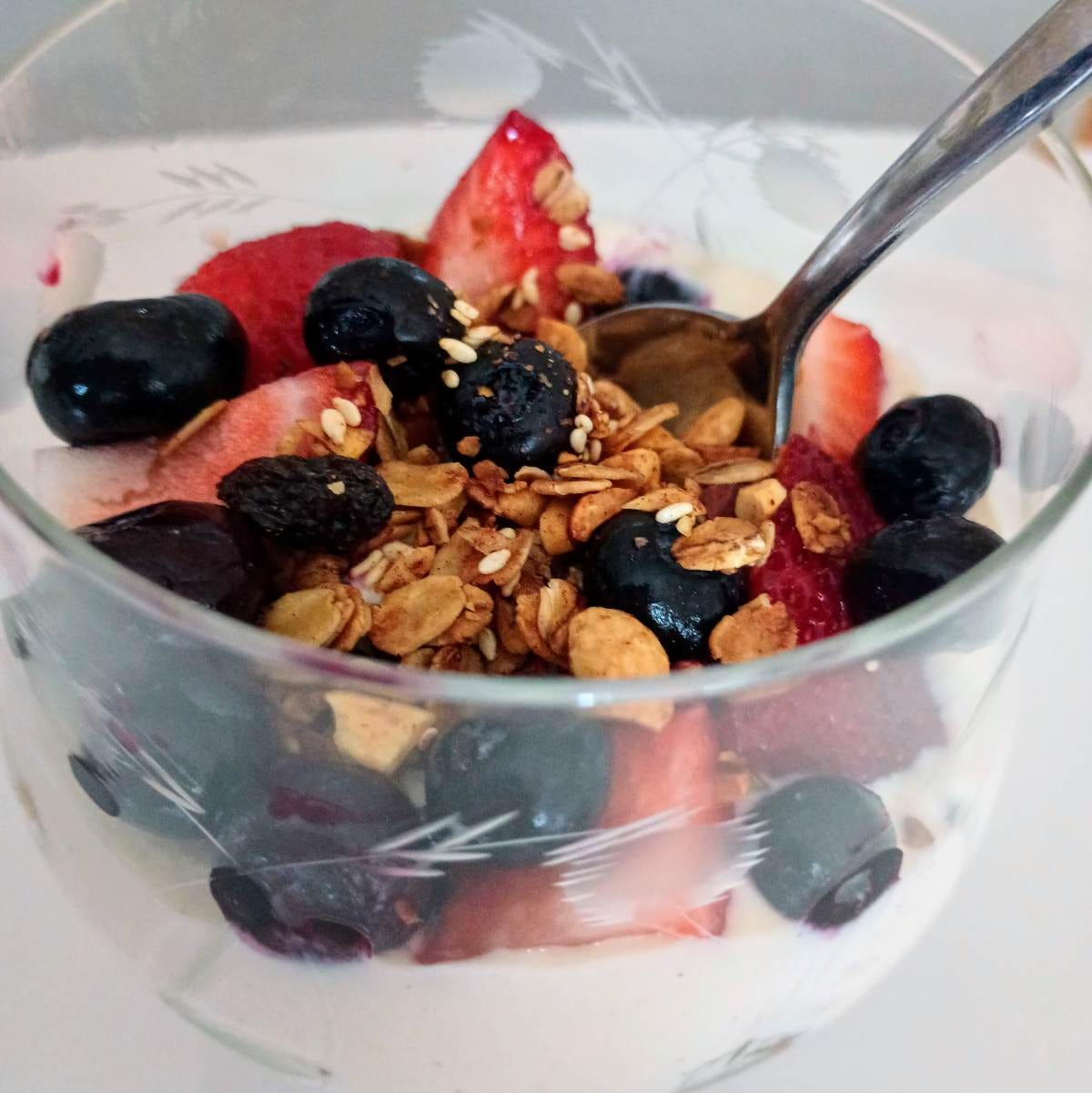 yogurt granola berry parfait.