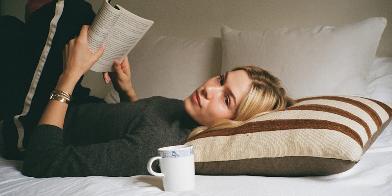 Margot Lee Is a Professional Noticer 