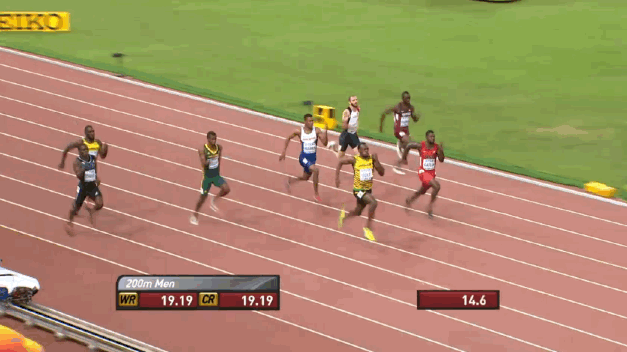 Usain Bolt starts jogging before the finish line, still destroys everyone  in the 200 meters