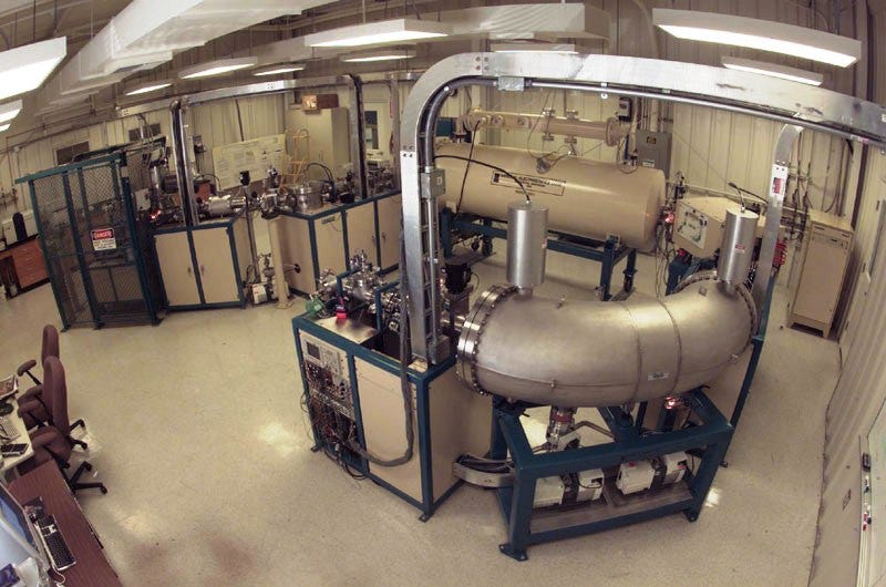 File:1 MV accelerator mass spectrometer.jpg File:1 MV accelerator mass spectrometer.jpg