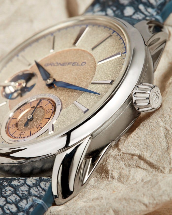 The 1941 Remontoire Constant Force is housed in the Grönefelds’ 1941 case, named for the year their father Sjef was born. The 1941 Remontoire Constant Force is housed in the Grönefelds’ 1941 case, named for the year their father Sjef was born.