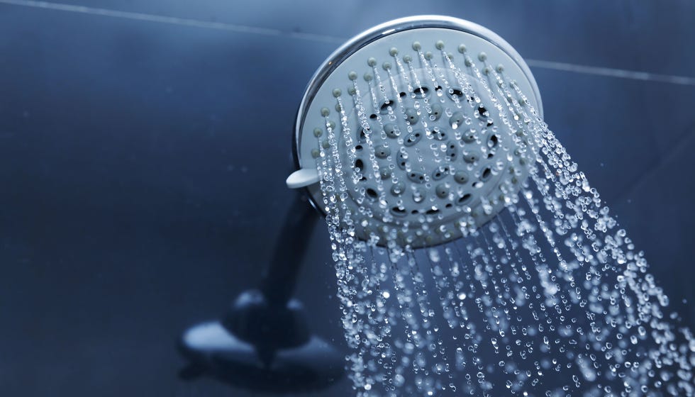 What are cold showers good for? - Blog - Manna. Feel the difference on your  skin!