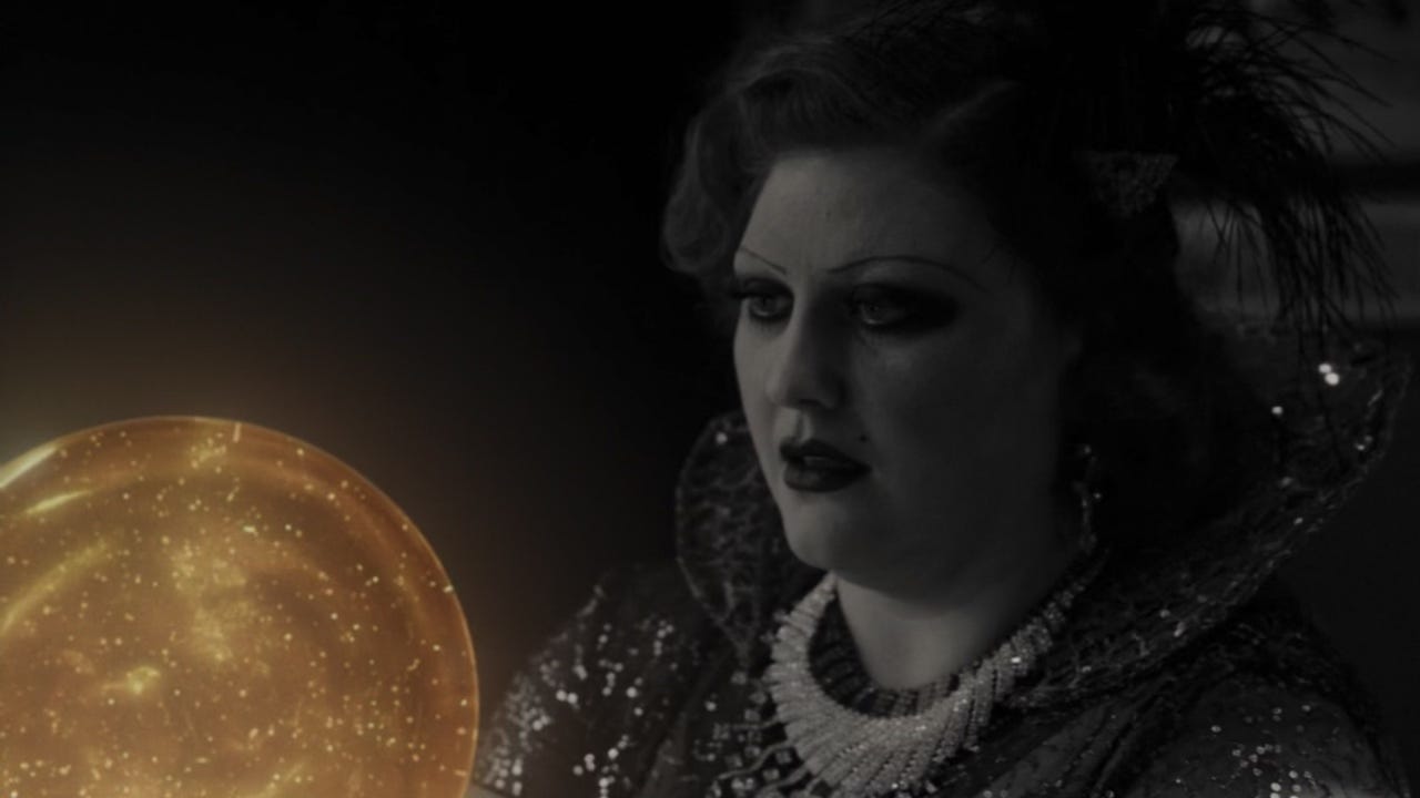 Joy Nash as Señorita Dido in Twin Peaks: The Return