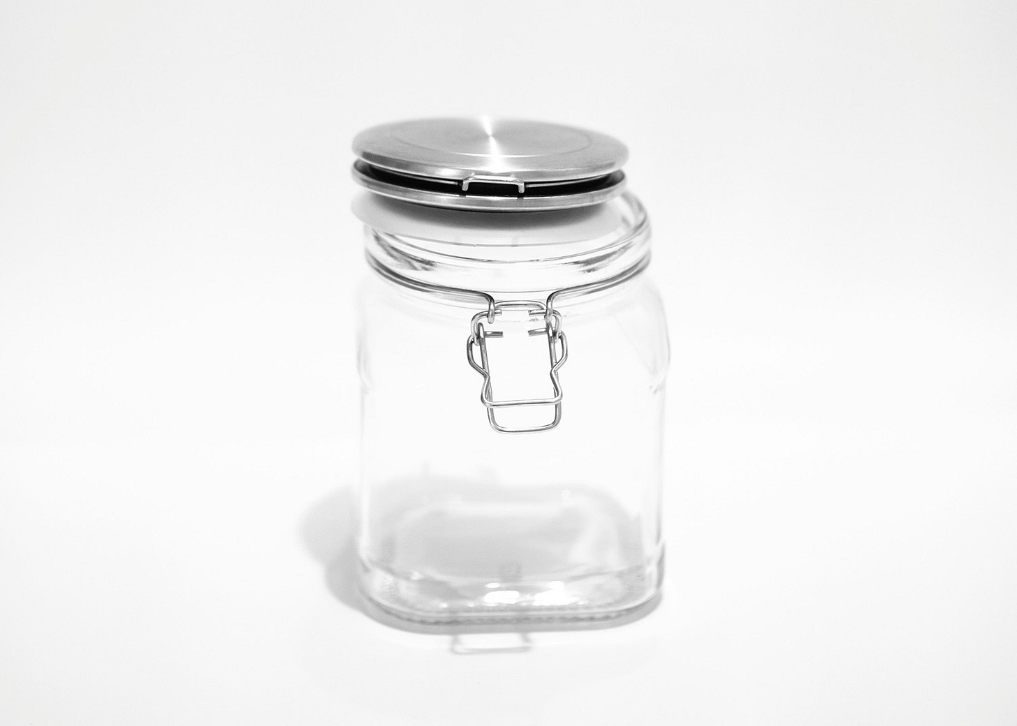 An empty jam jar.