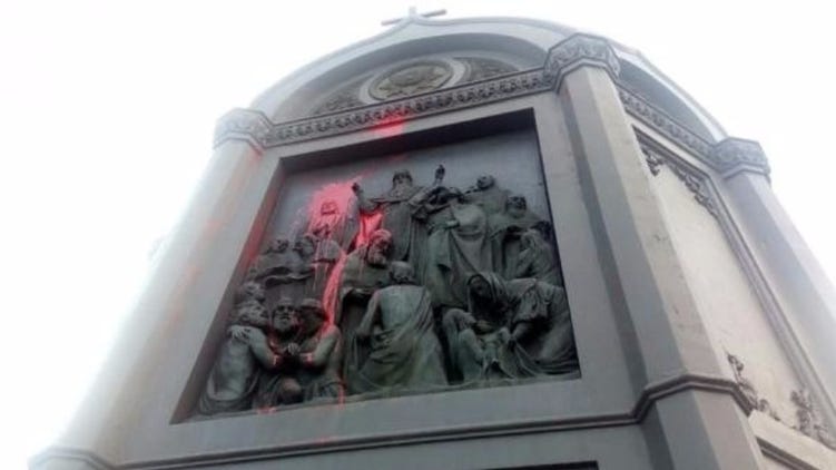 Памятник Владимиру Великому уже два раза подвергался атакам вандалов, 112 Украина Памятник Владимиру Великому уже два раза подвергался атакам вандалов, 112 Украина