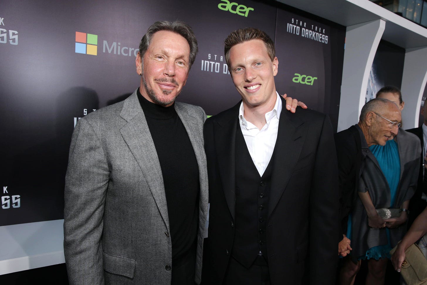 How Larry and David Ellison reached the peak of their wealth – and political power | CNN Business How Larry and David Ellison reached the peak of their wealth – and political power | CNN Business