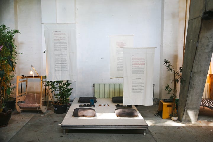 Re_pair banners with text