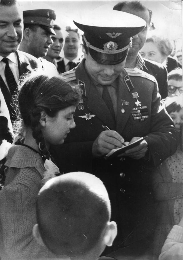 Yuri Gagarin: Everyday photos of the First Man in Space, 1960s - Rare Historical Photos Yuri Gagarin: Everyday photos of the First Man in Space, 1960s - Rare Historical Photos