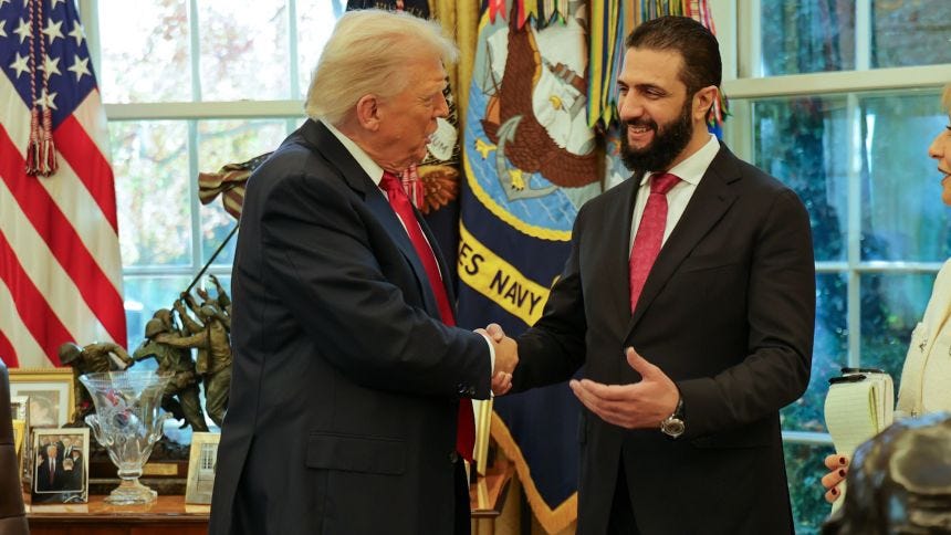 trump wide.jpg trump wide.jpg