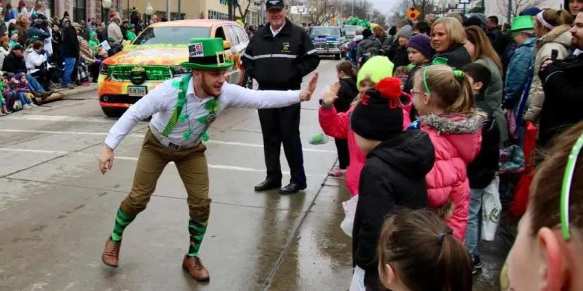Sioux Falls' long-standing parade candy ban getting tossed
