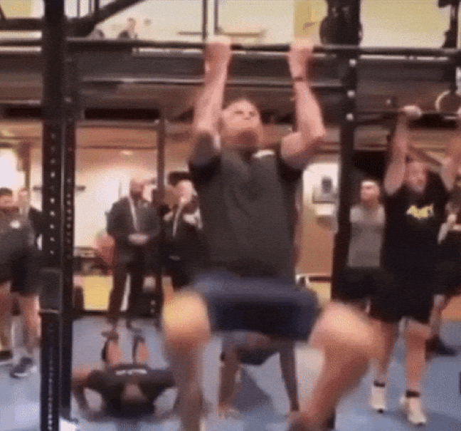 animated .gif image of Pete Hegseth doing one awkward pull-up, his chin barely reaching the bar, and then dropping back down. animated .gif image of Pete Hegseth doing one awkward pull-up, his chin barely reaching the bar, and then dropping back down.