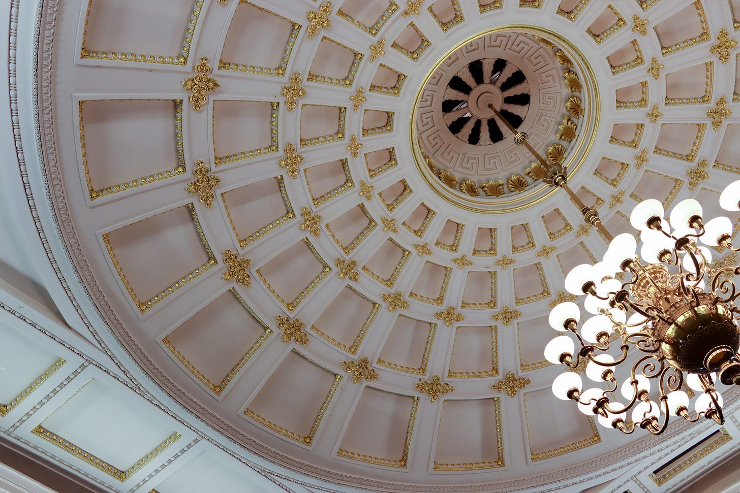 ceiling with chandelier