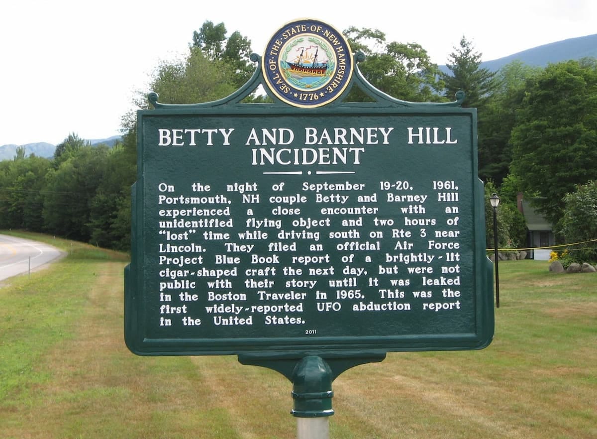 A plaque in Portsmouth, NH commemorating the Hills