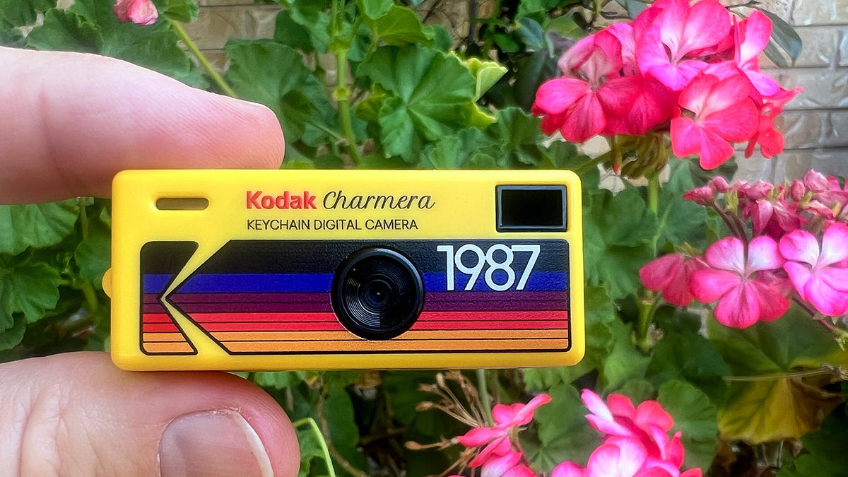 Kodak Charmera Review - by Matt Murray - Matt Loves Cameras