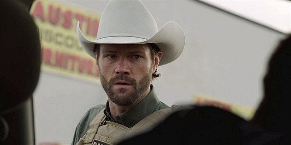 Walker 2.09 Jared Padalecki sees Serano bloody head on steering wheel. Walker 2.09 Jared Padalecki sees Serano bloody head on steering wheel.