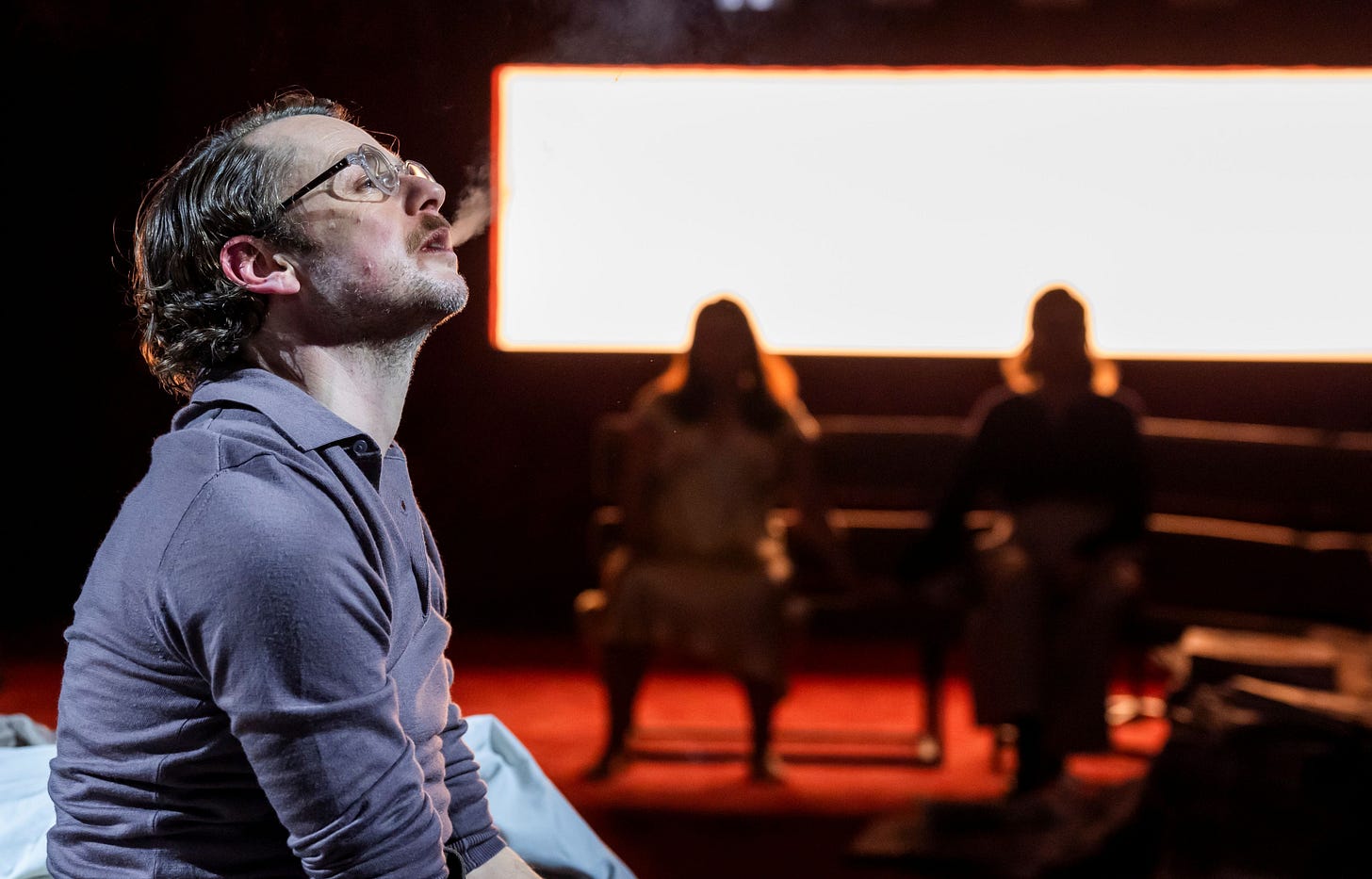 BROKEN GLASS | Young Vic website