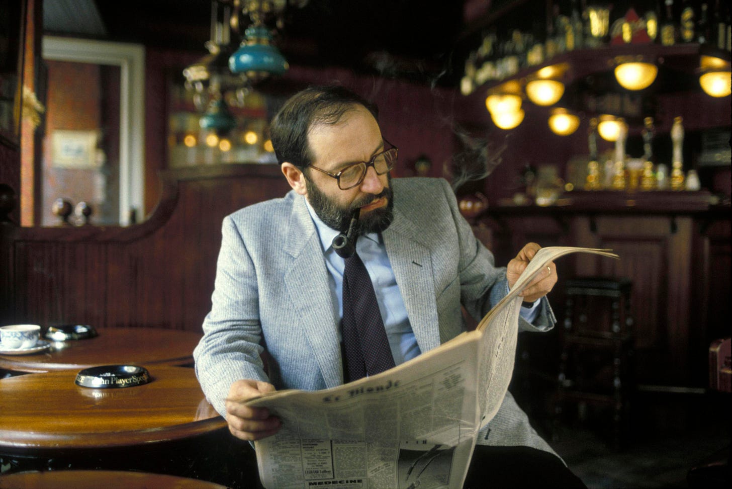 The Irrepressible Lightness of Umberto Eco