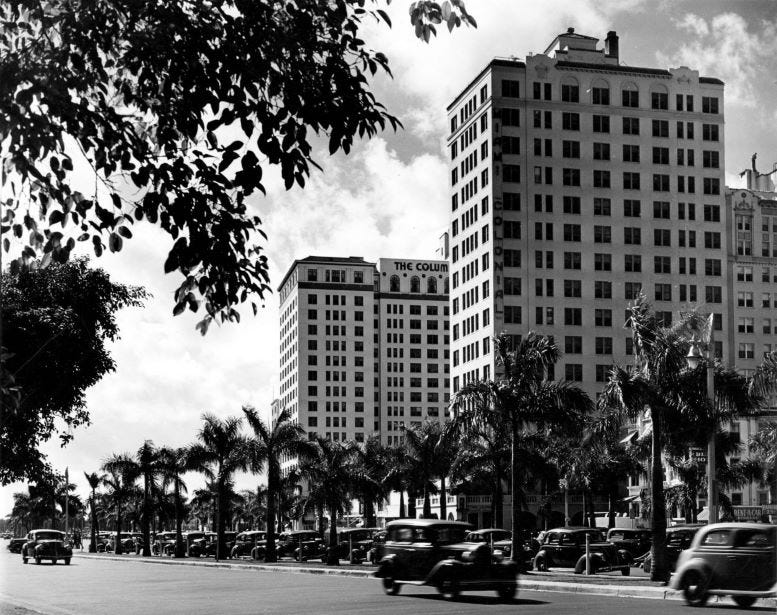 Miami Colonial Hotel from Biscayne Boulevard in 1931. Courtesy of HistoryMiami Museum.
