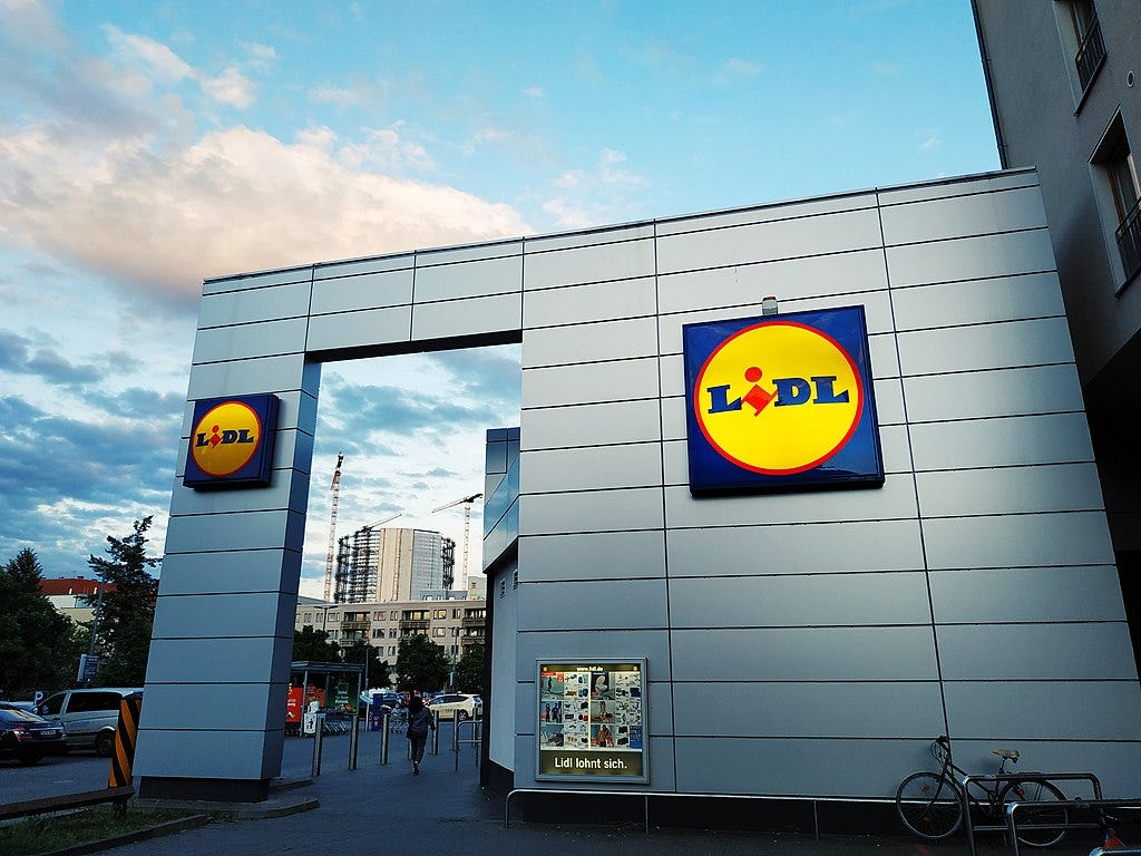 File:LIDL Berlin-Schöneberg Hauptstraße 122 D.jpg - Wikimedia Commons