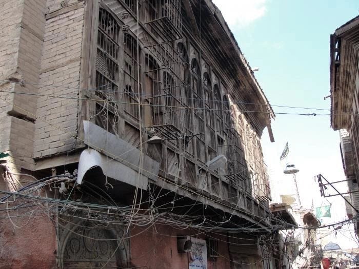Research from Baghdad Isaacs collaborated with contacts in Baghdad who photographed surviving Jewish quarter buildings to support her visual research. Research from Baghdad Isaacs collaborated with contacts in Baghdad who photographed surviving Jewish quarter buildings to support her visual research.