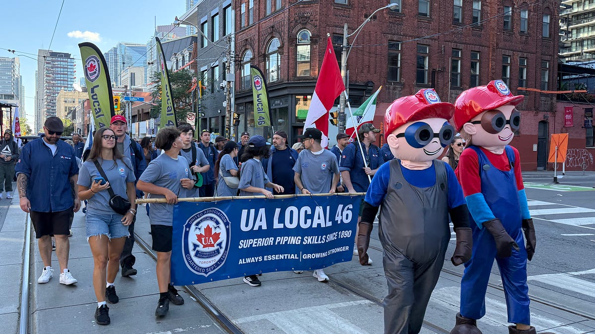 Electricians On The March (Photo Essay)