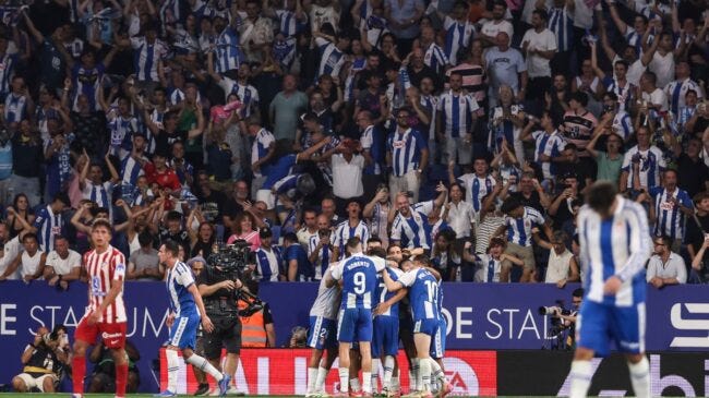 El Atlético se la pega en su estreno contra el Espanyol