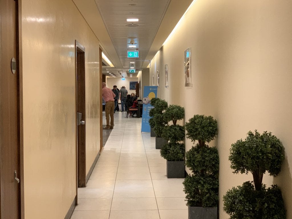 Singapore SilverKris Lounge LHR T2B