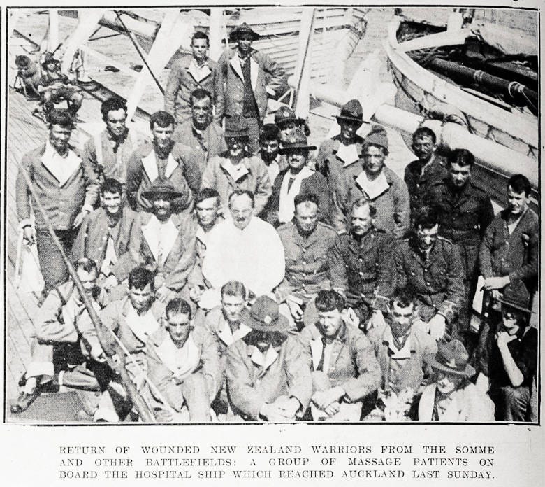 Return of wounded New Zealand warriors from the Somme and other battlefields. A group of massage patients on board the hospital ship which reached Auckland last Sunday Return of wounded New Zealand warriors from the Somme and other battlefields. A group of massage patients on board the hospital ship which reached Auckland last Sunday
