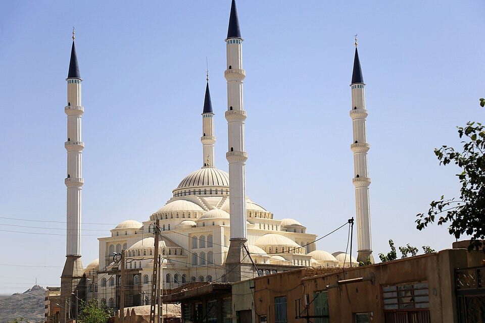 File:010231-MakkiMosque-Zahedan-IMG 0827-2.jpg