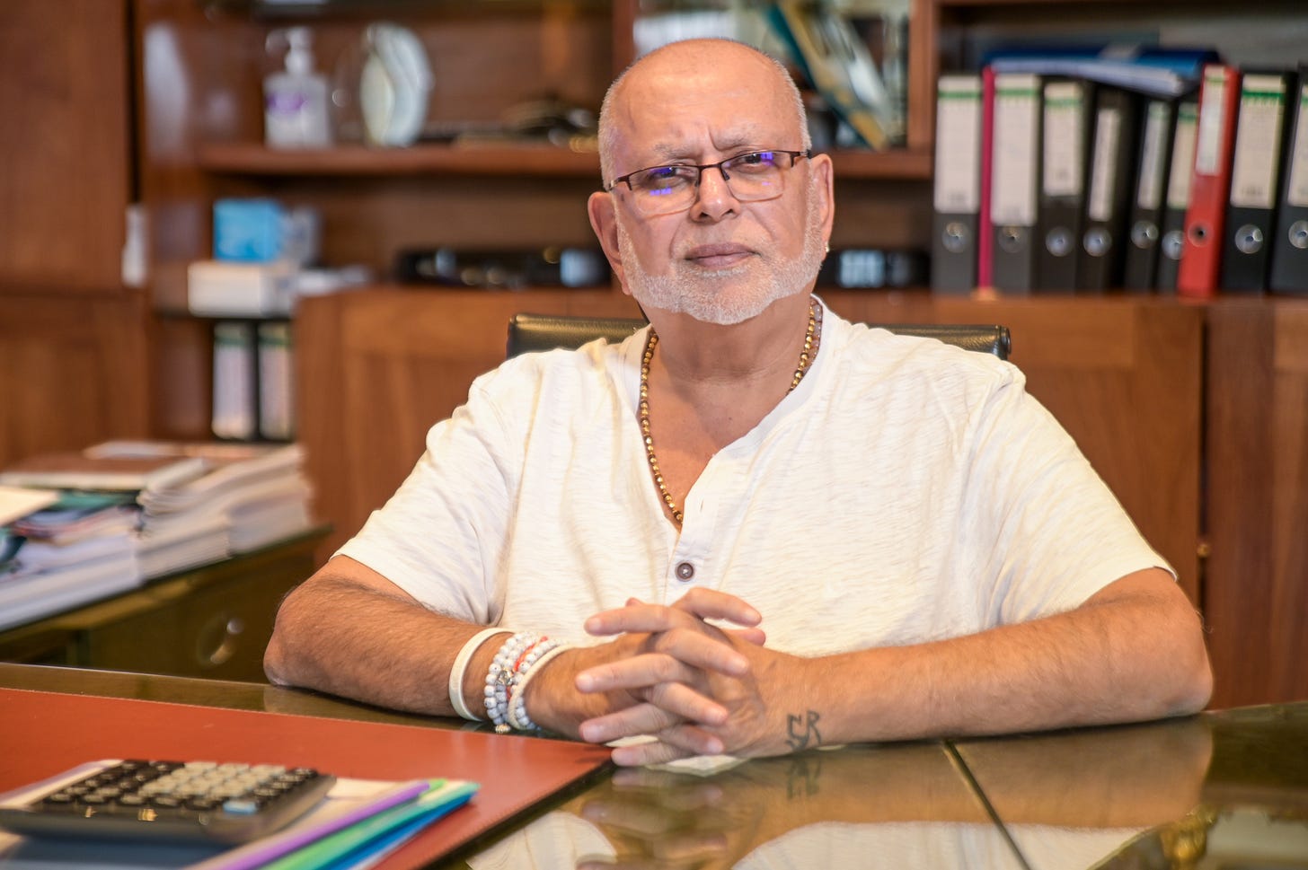 CEO East Africa Magazine on X: "UGANDAN BILLIONAIRE BUSINESSMAN, SUDHIR  RUPARELIA, WARNS ABOUT FAKE X ACCOUNT IMPERSONATING HIM Dr. Sudhir Ruparelia,  the Founder and Chairman of the Ruparelia Group, has issued a