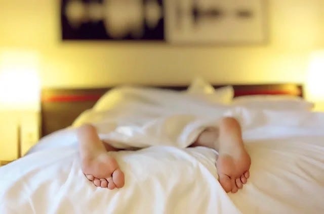 Proper sleep and how it affects hair loss
