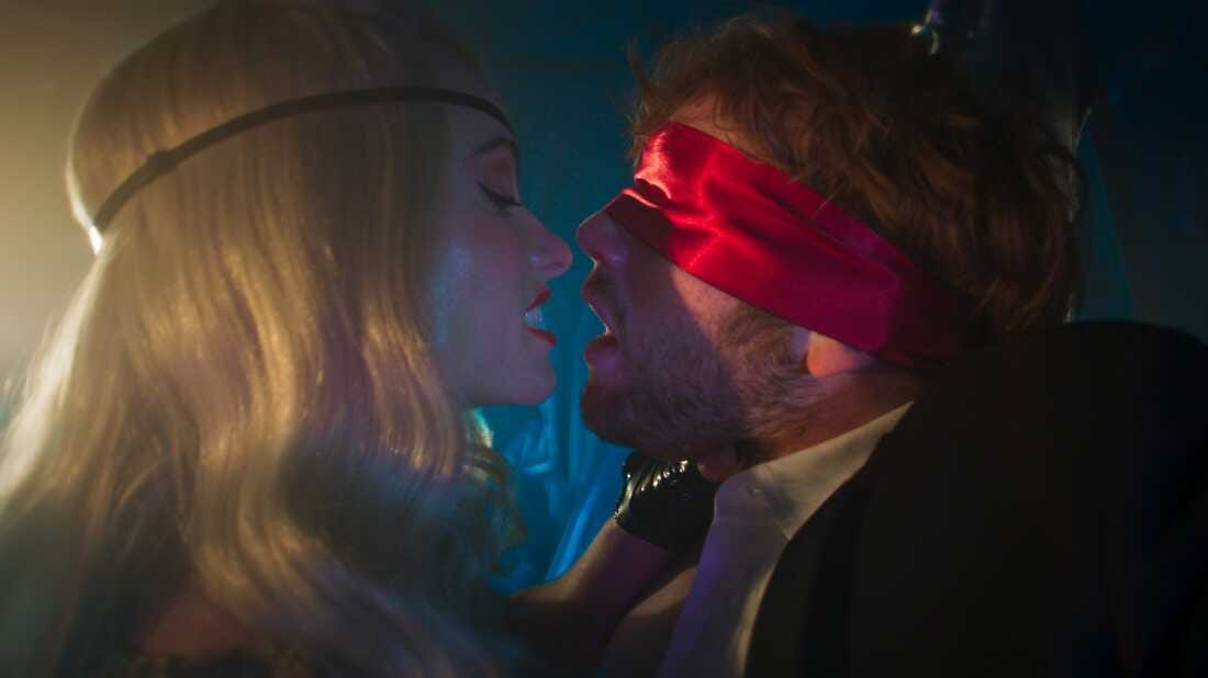 I Want Your Sex' review: This erotic comedy urges Gen Z to get more X-rated  : NPR