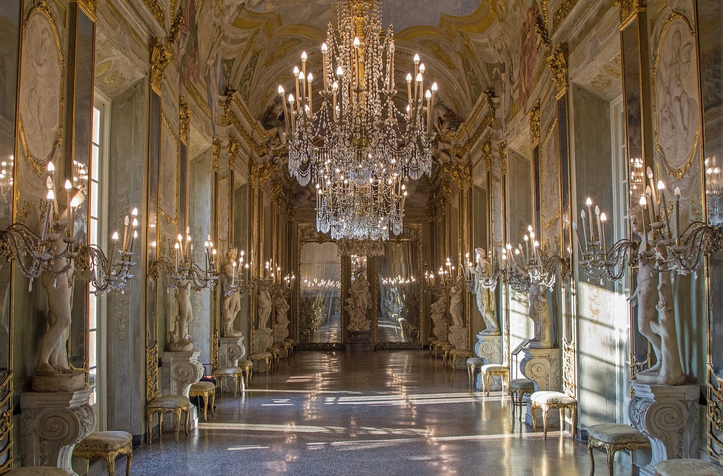 Galleria degli Specchi, Palazzo Reale, Genoa, photograph taken by the author