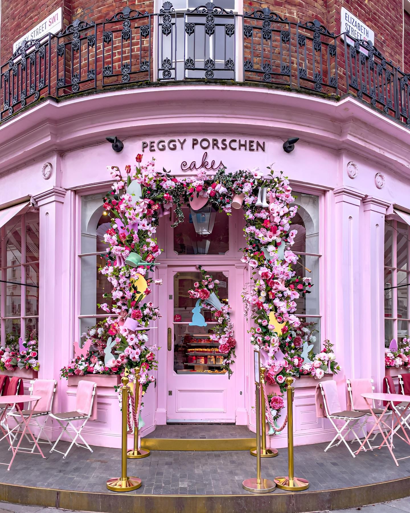 No photo description available.