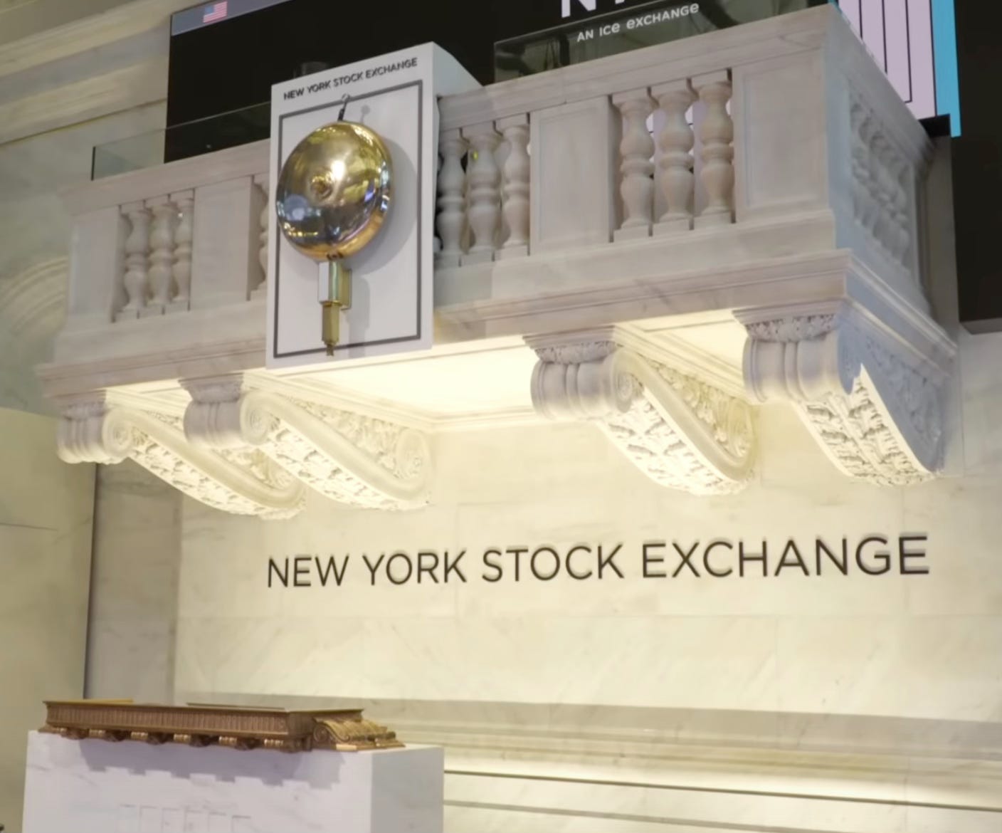 Screenshot: New York Stock Exchange - The Podium