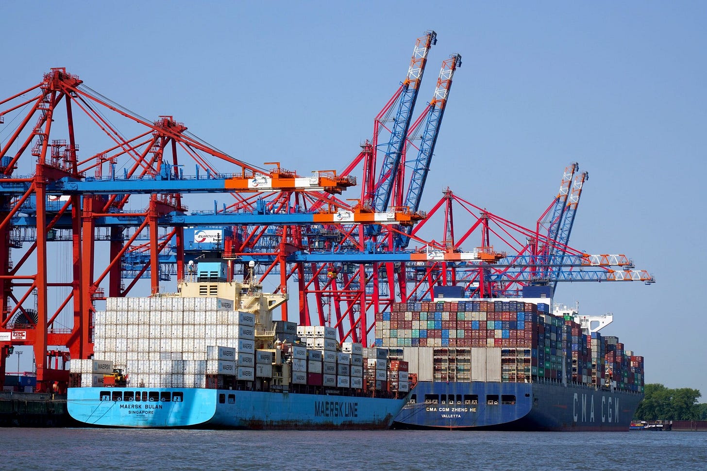How AI Is Transforming the Modern Supply Chain Using A2A, MCP, and Graph-RAG to Drive Autonomous Resilience