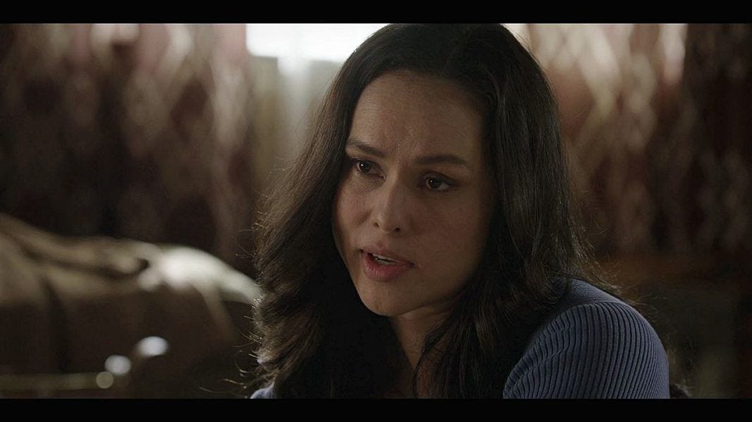 Walker Julia looking stupidly at gay Jared Padalecki on set. Walker Julia looking stupidly at gay Jared Padalecki on set.