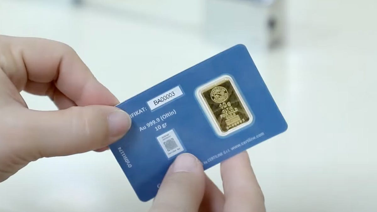 Central Bank of Uzbekistan Introduces Parallel Currency: Gold