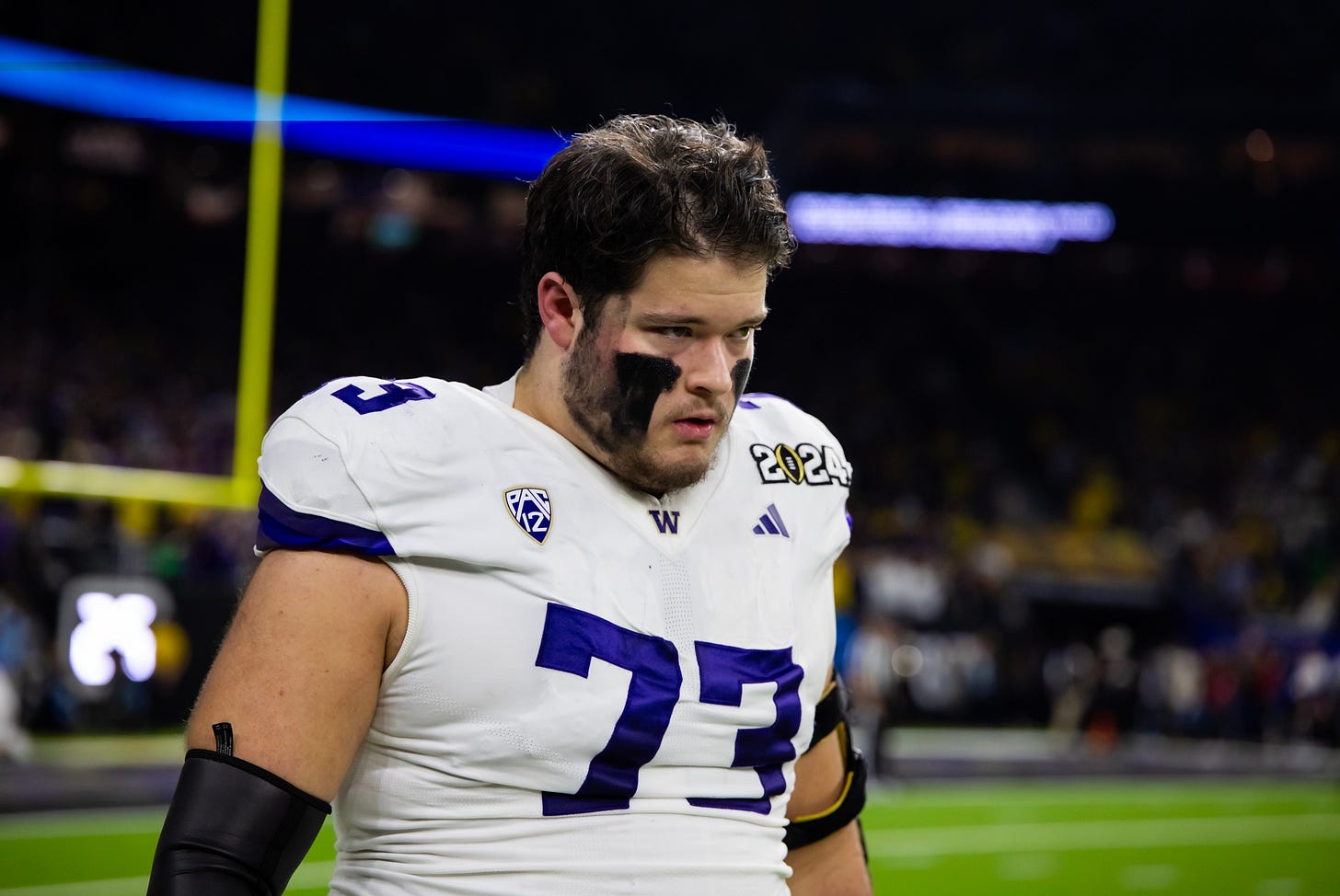 Washington offensive tackle Roger Rosengarten