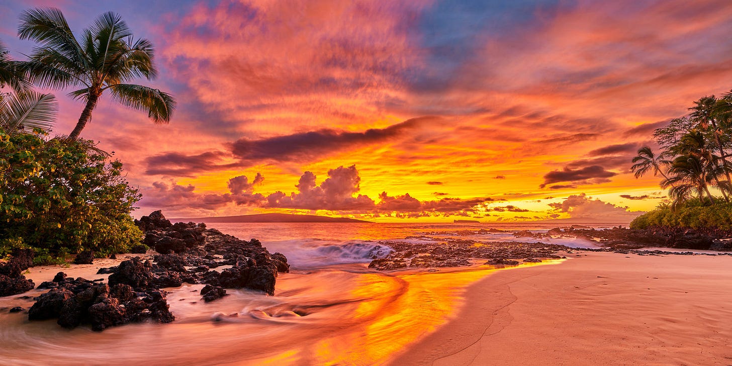 What Makes Hawaii Sunset Pictures So Captivating?