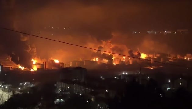 Reuters: Third Russian oil refinery shuts down this week after drone attacks Reuters: Third Russian oil refinery shuts down this week after drone attacks