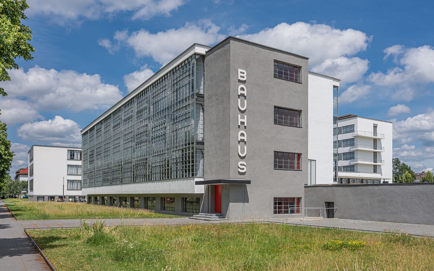 Bauhaus Dessau - Wikipedia Bauhaus Dessau - Wikipedia